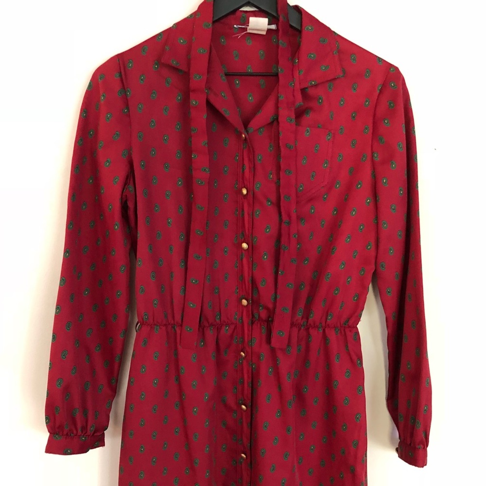 Long sleeve vintage red print button up dress
